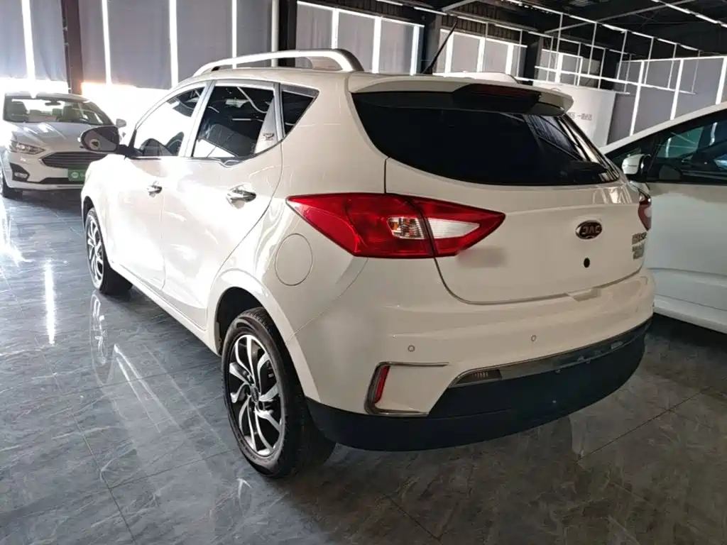 JAC Motors Refine S2 2019 2017 1.5L CVT Luxury