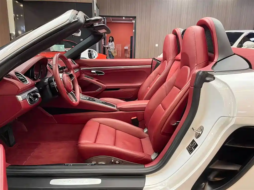 Porsche 718 2018 Boxster 2.0T фото 4
