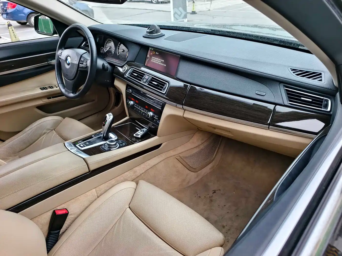 BMW 7 Series 2009 730Li Luxury фото 22