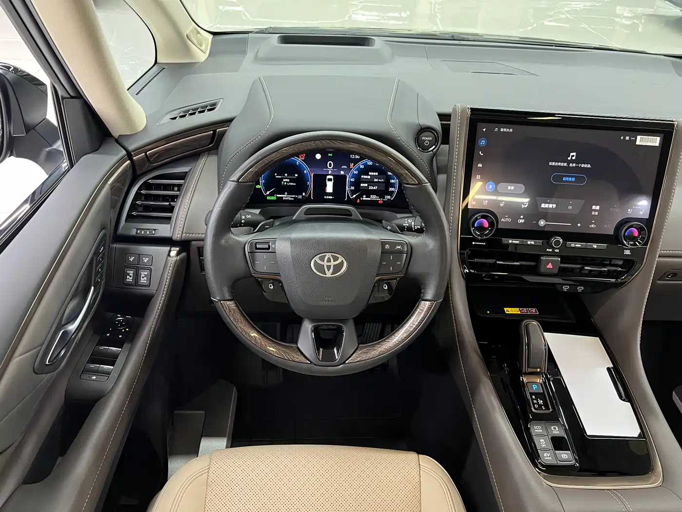 TOYOTA ELFA