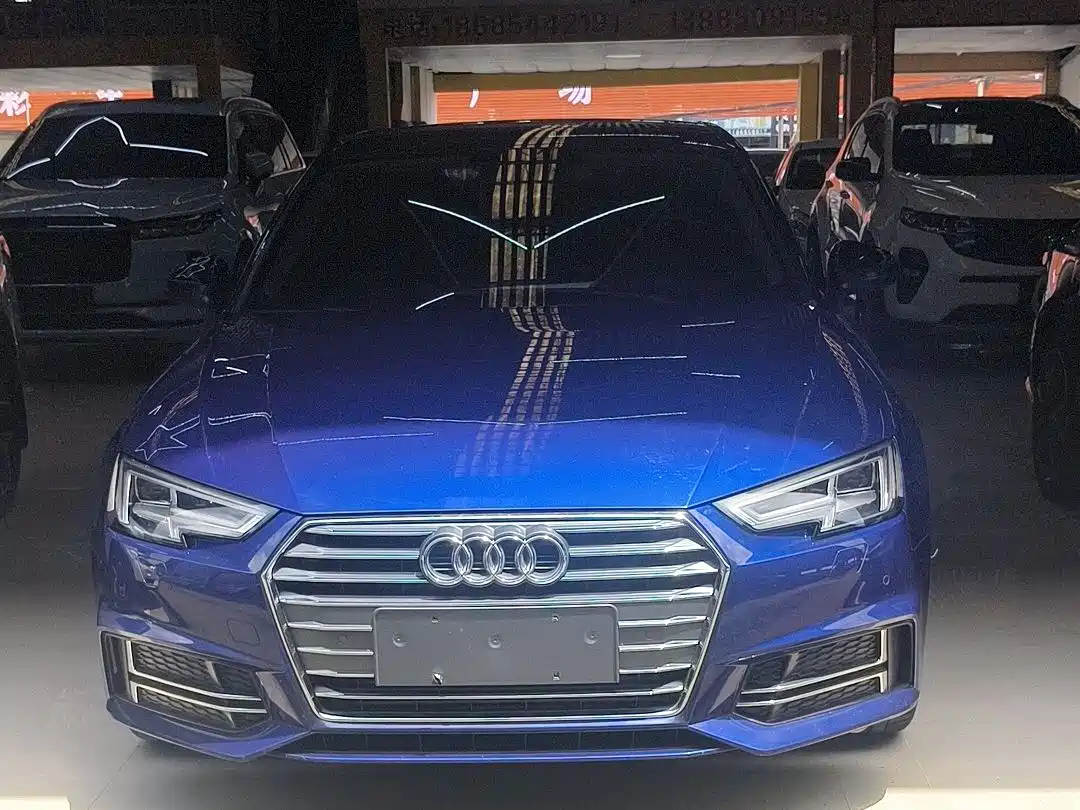 Audi A4L 2018 30th Anniversary 40 TFSI Fashion фото 2