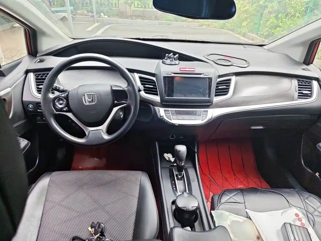 Honda Jade 2014 2013 1.8L Automatic Comfort Edition 6-seater