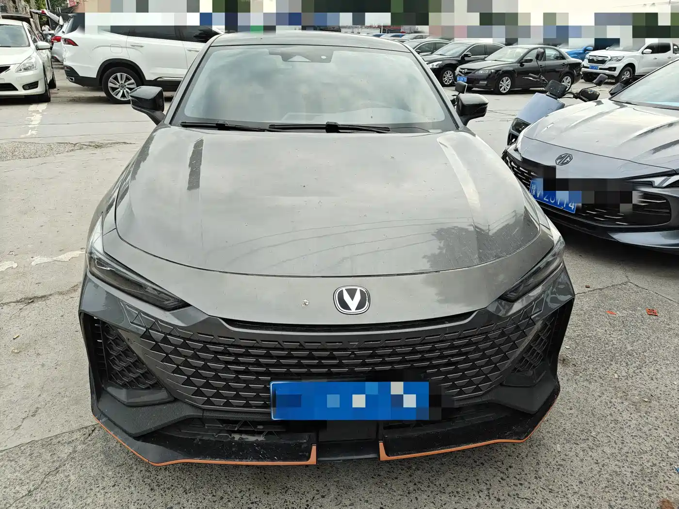 CHANGAN UNI-V