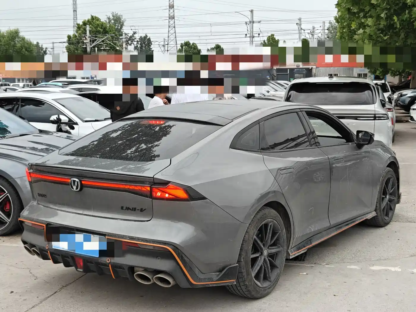 CHANGAN UNI-V