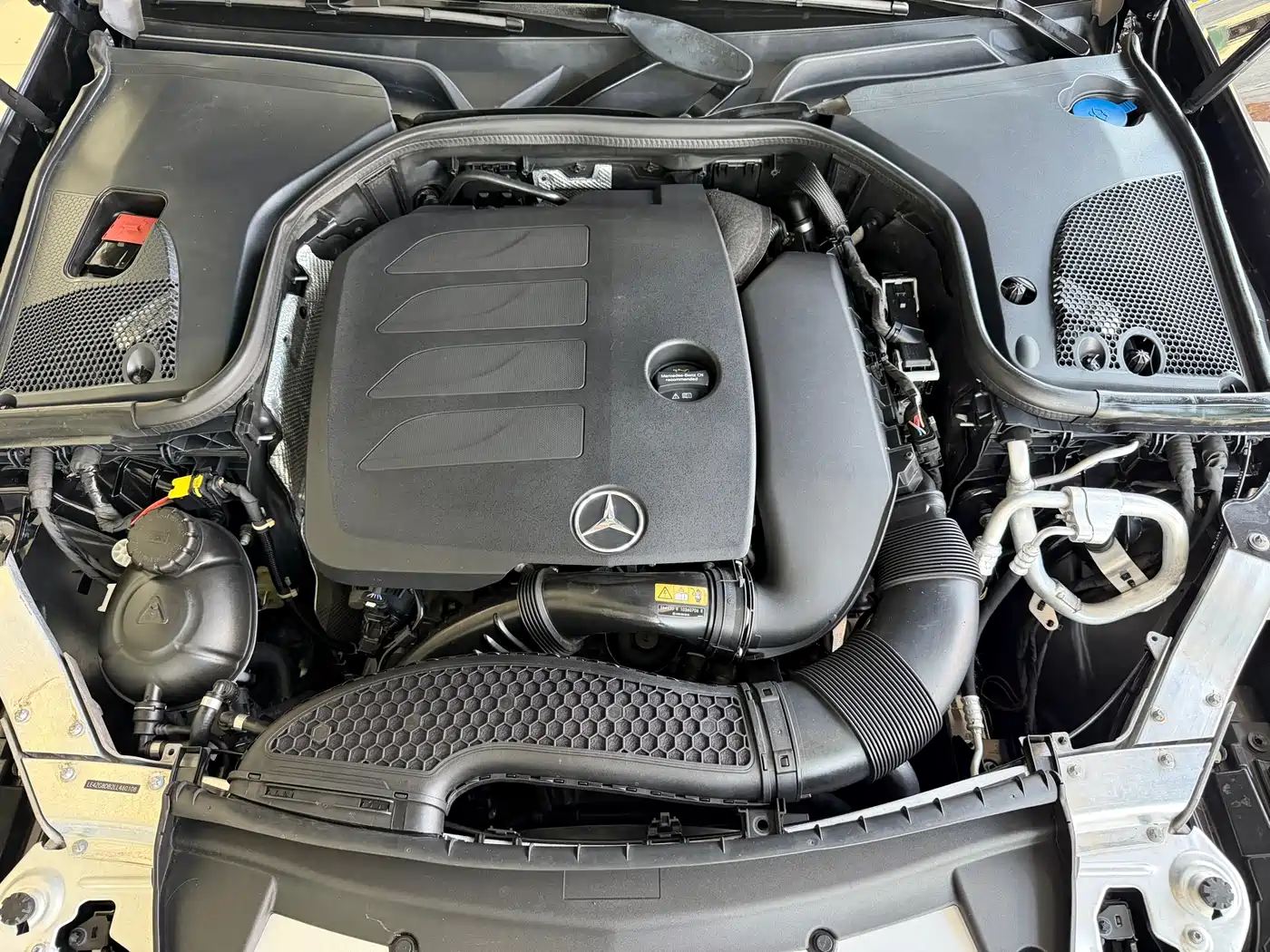 Mercedes-Benz E-Class 2020 E 300 L Sport Luxury Model фото 16
