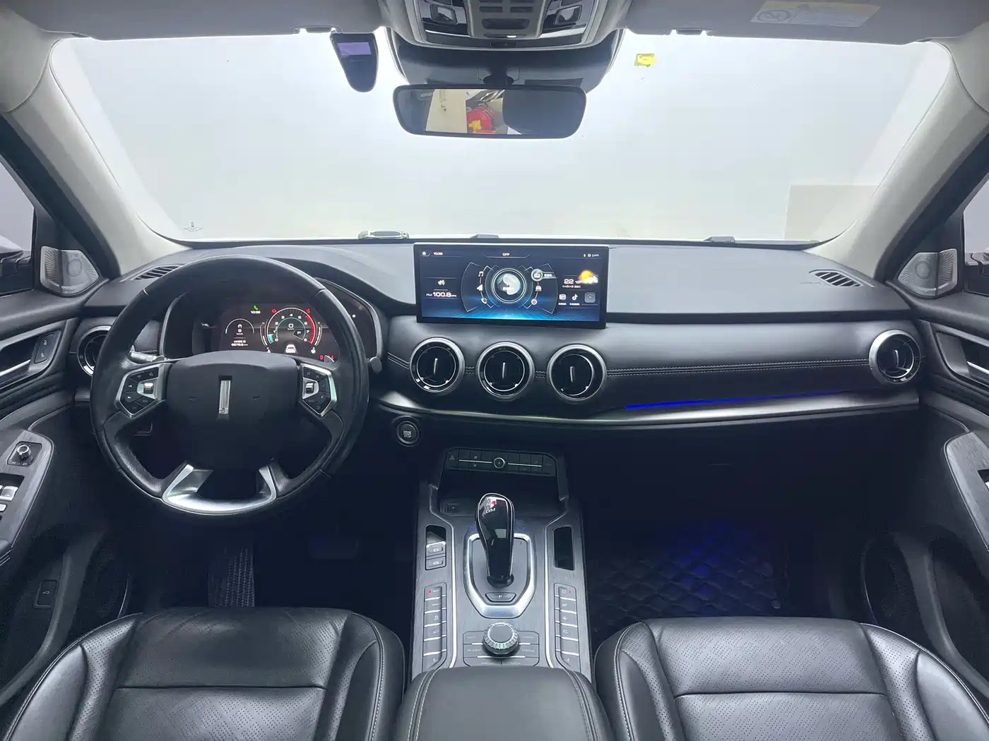 WEI PAI WEI BRAND VV6