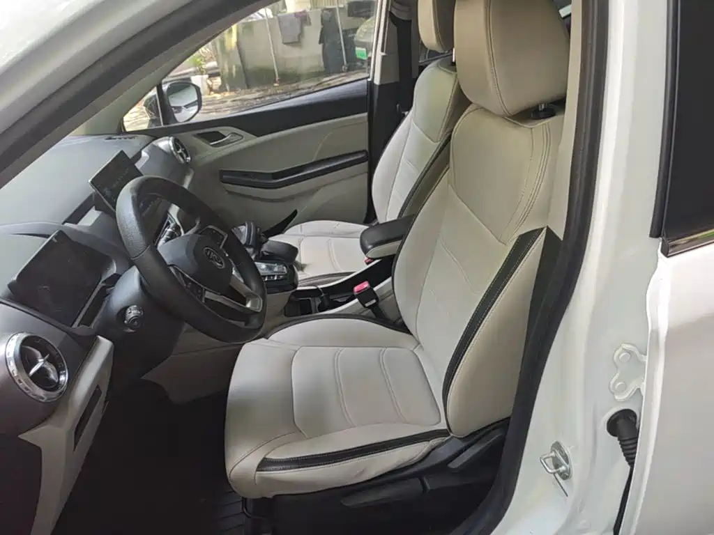 BYD Yuan Pro 2022 2021 401KM Luxury Model