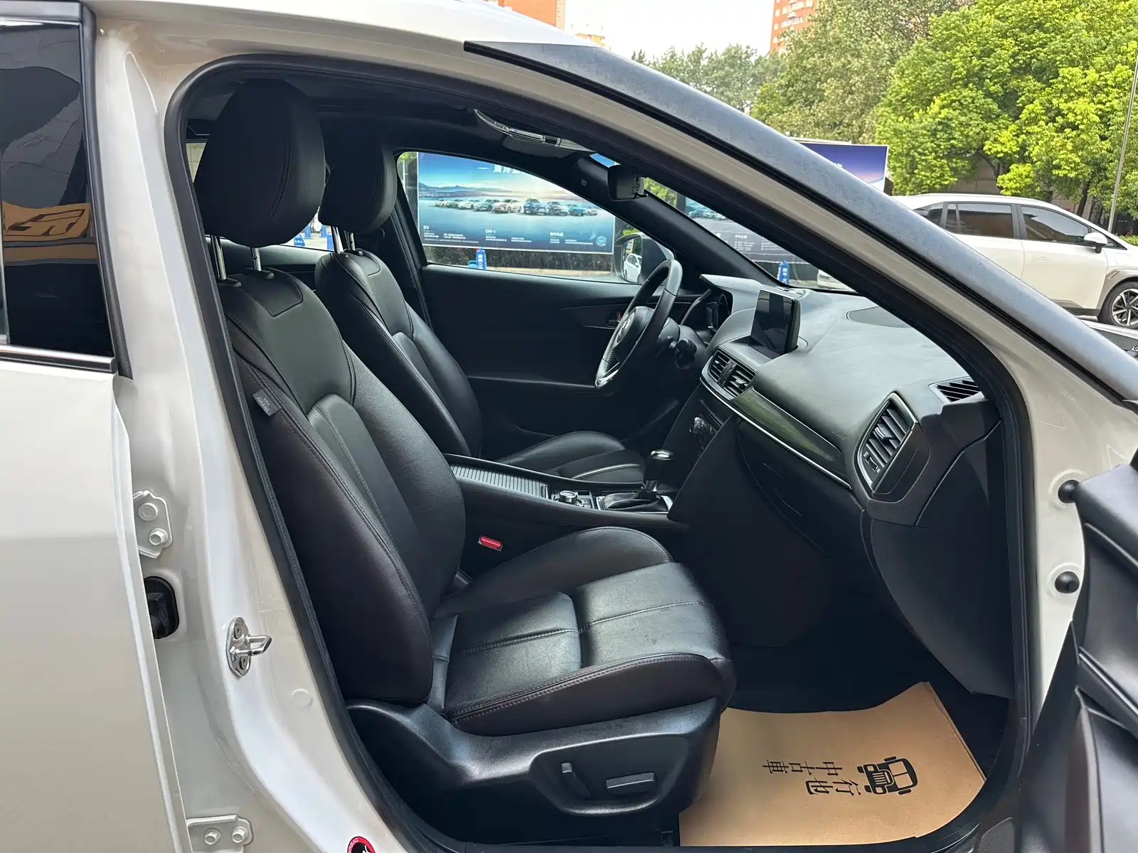 Фото 30 - Mazda CX-4