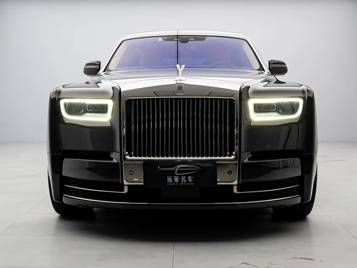 Rolls-Royce Phantom 2018 2018 6.7T Long Wheelbase Version