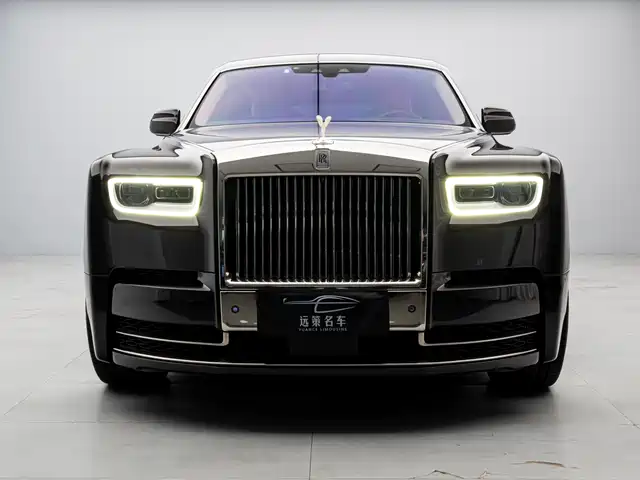  Rolls-Royce Phantom 2018 6.7T Long Wheelbase Version