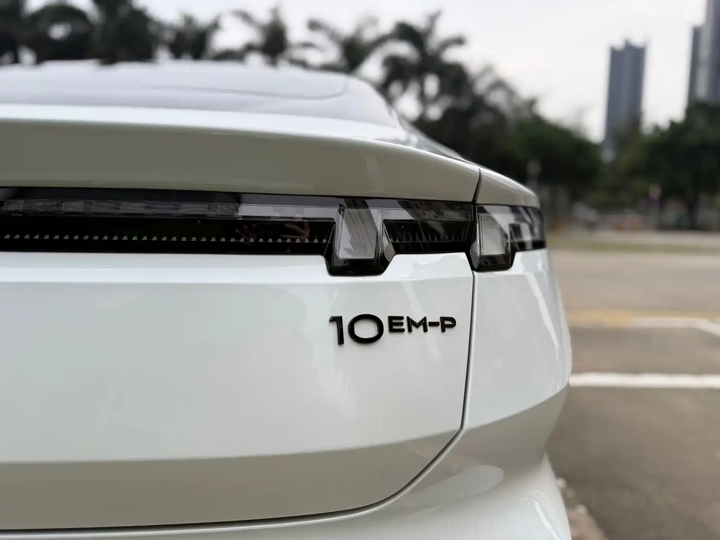 Lynk & Co 10 EM-P 2026 2025 Facelift 240 AWD Ultra