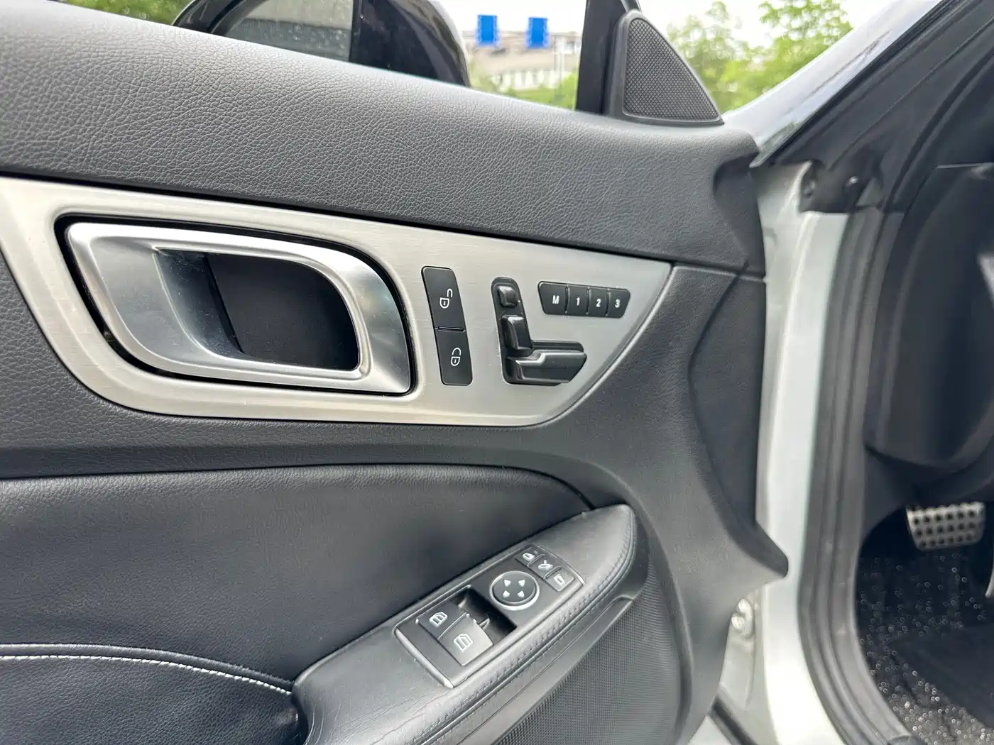 Mercedes-Benz SLK-Class 2012 2011 SLK 200 Fashion