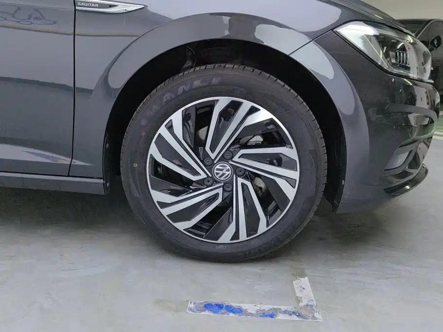 Фото 6 - Volkswagen Sagitar