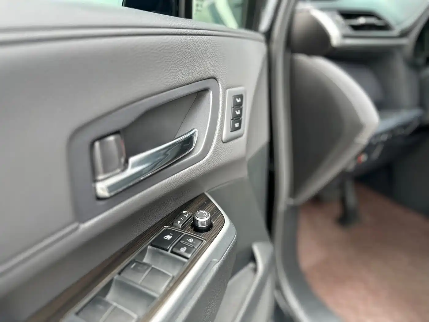 Toyota Granvia 2023 2023 2.5L Hybrid Flagship VIP Edition