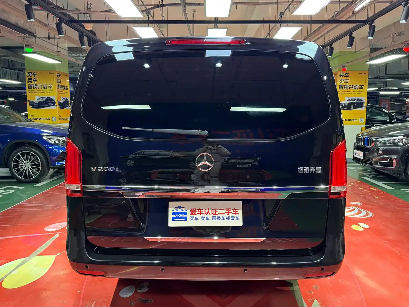 Mercedes-Benz V-Class 2017 Model V 260 L Premium Extended Edition фото 6