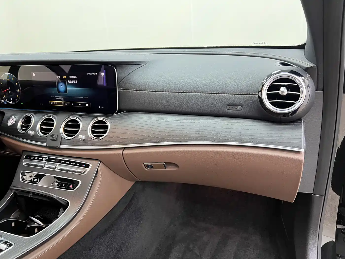 Mercedes-Benz E-Class 2021 E 300 L Sport Fashion фото 22