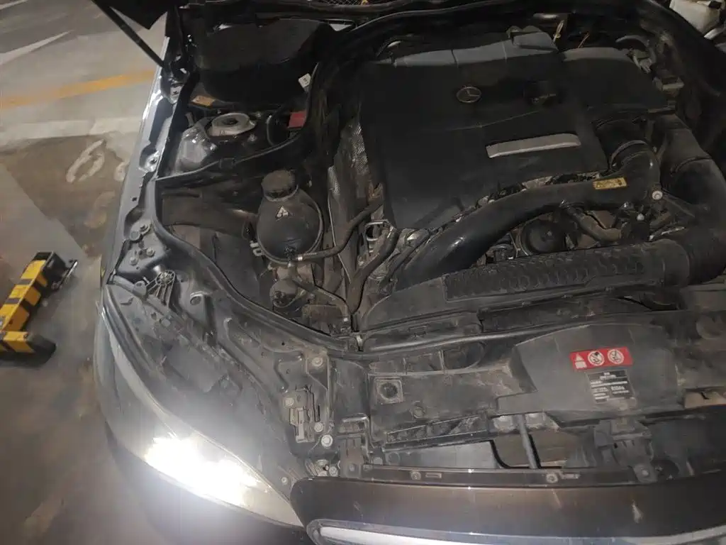 Mercedes-Benz E-Class 2015 E 260 L Sport фото 21