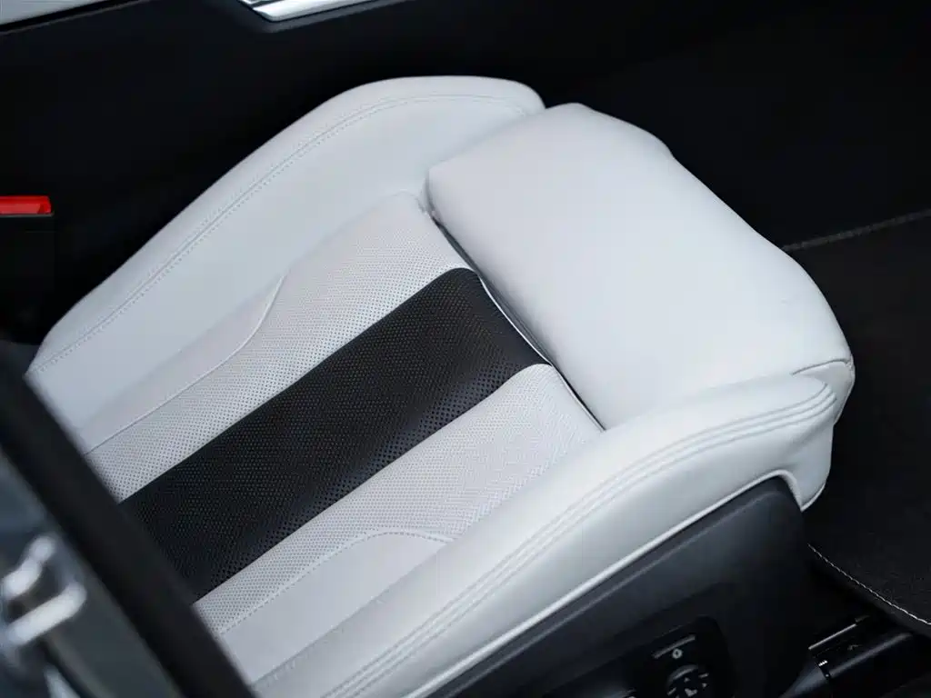 BMW M3 2023 M3 Sedan Thunder Edition фото 45