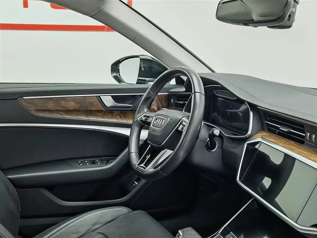 Audi A6L 2021 45 TFSI Exclusive Elegance фото 22