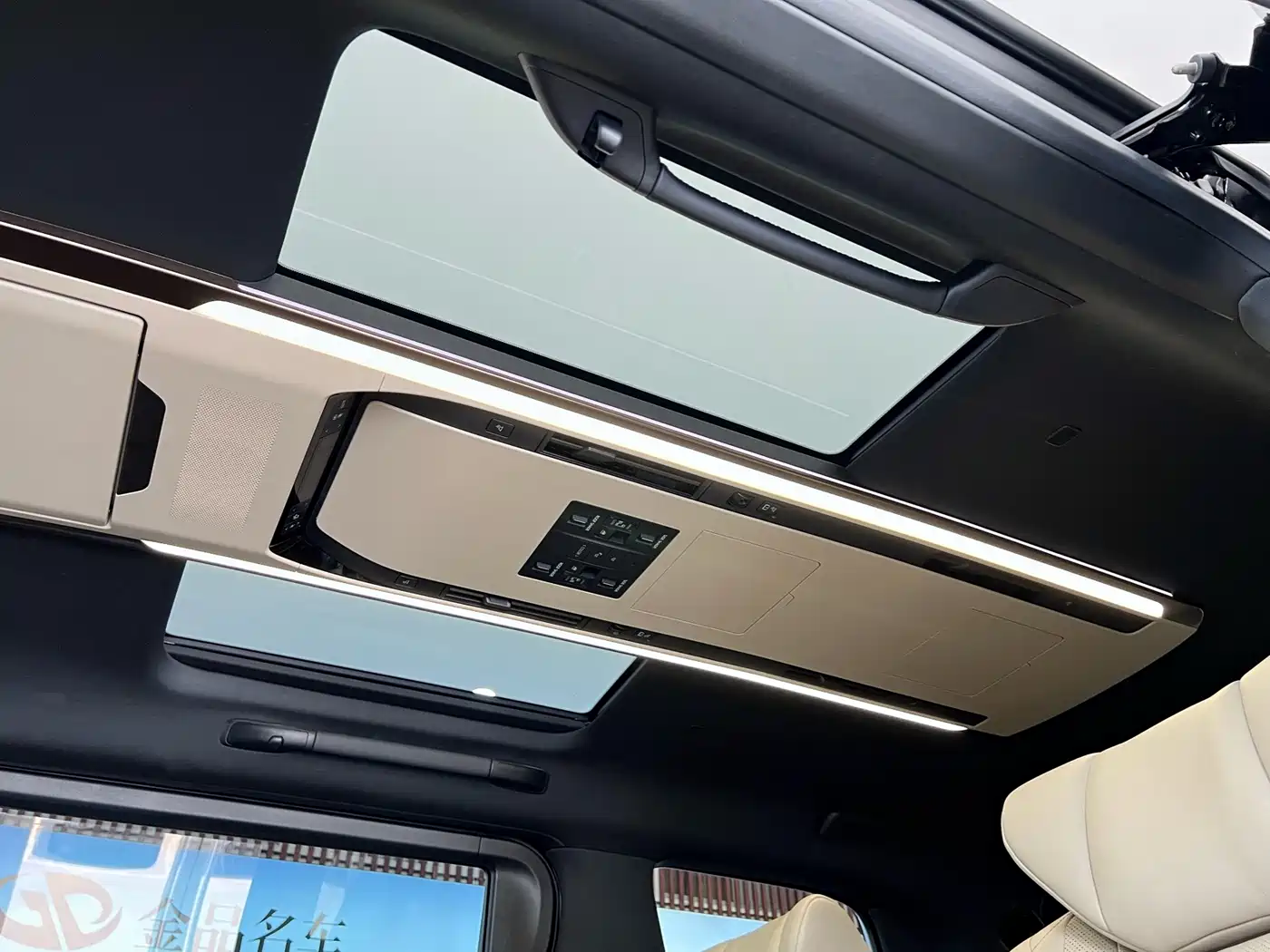 Toyota Alphard 2025 2024 Hybrid 2.5L Ultimate Enjoyment Edition