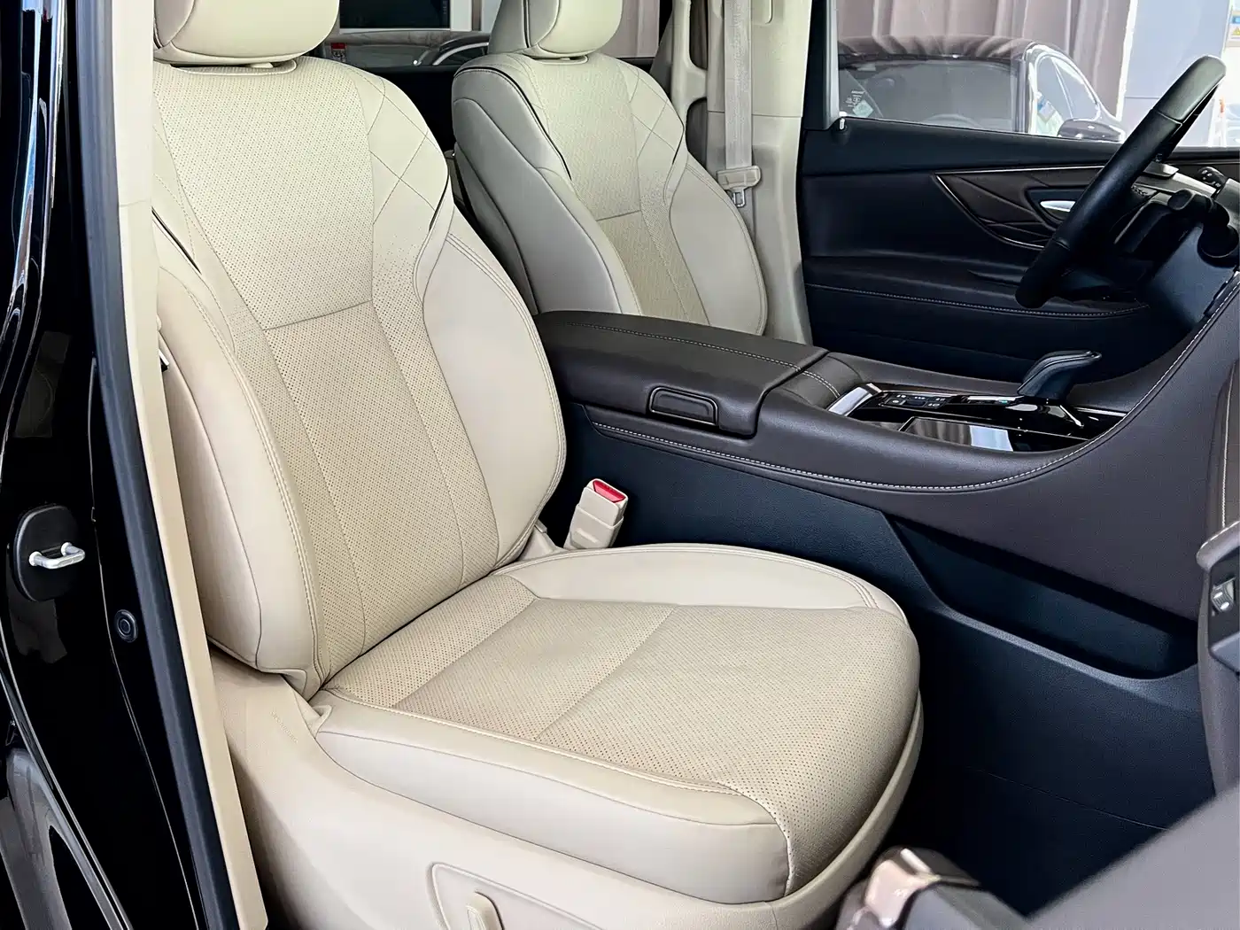 Toyota Alphard 2025 2024 Hybrid 2.5L Ultimate Enjoyment Edition