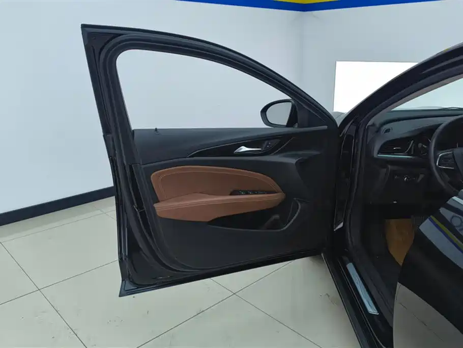 Buick Regal 2024 Model 28T Premium фото 7