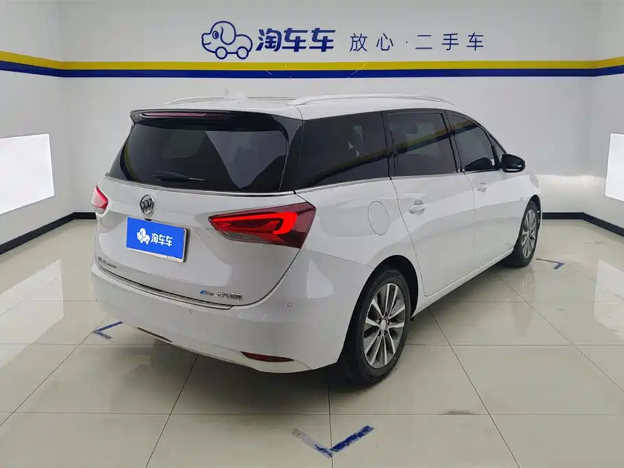 BUICK GL6