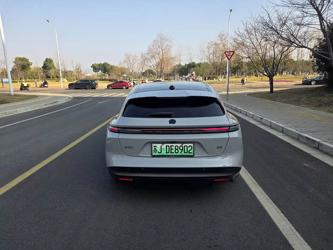 NIO NIO ET5T