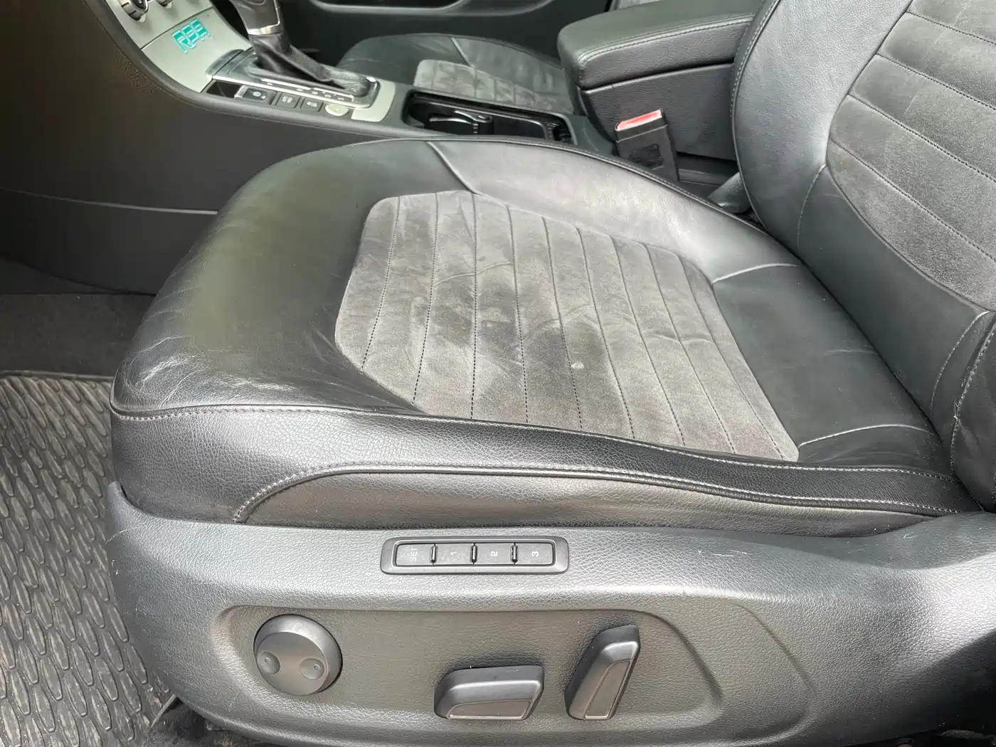Volkswagen Magotan 2012 Facelift 2.0TSI Premium фото 11