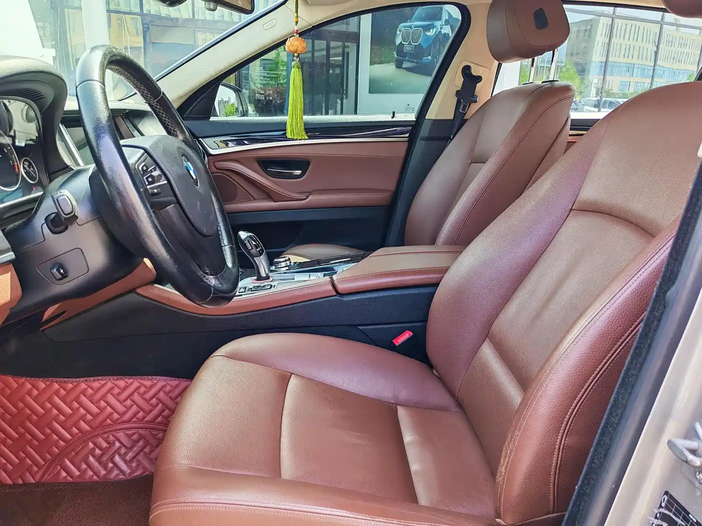 BMW 5 Series 2014 520Li Elegance фото 12