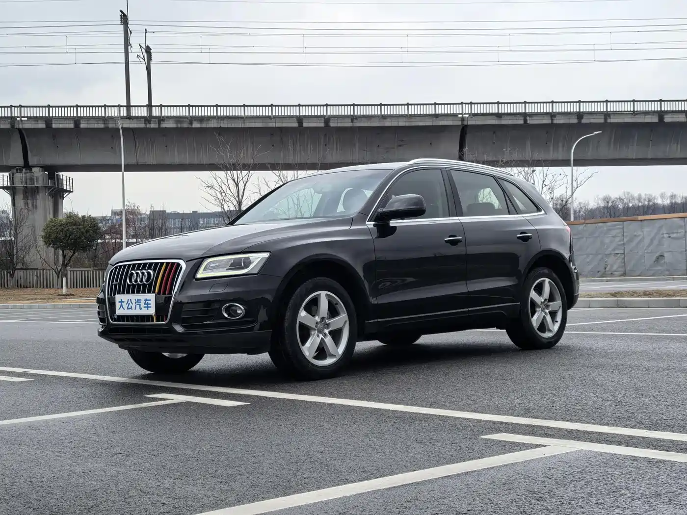Audi Q5 2016 40 TFSI Technology Model