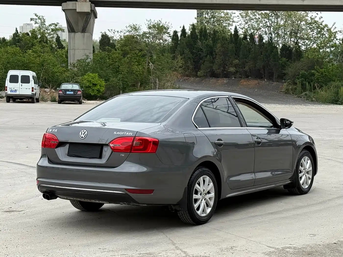 Volkswagen Sagitar 2012 1.4TSI Manual Luxury фото 8
