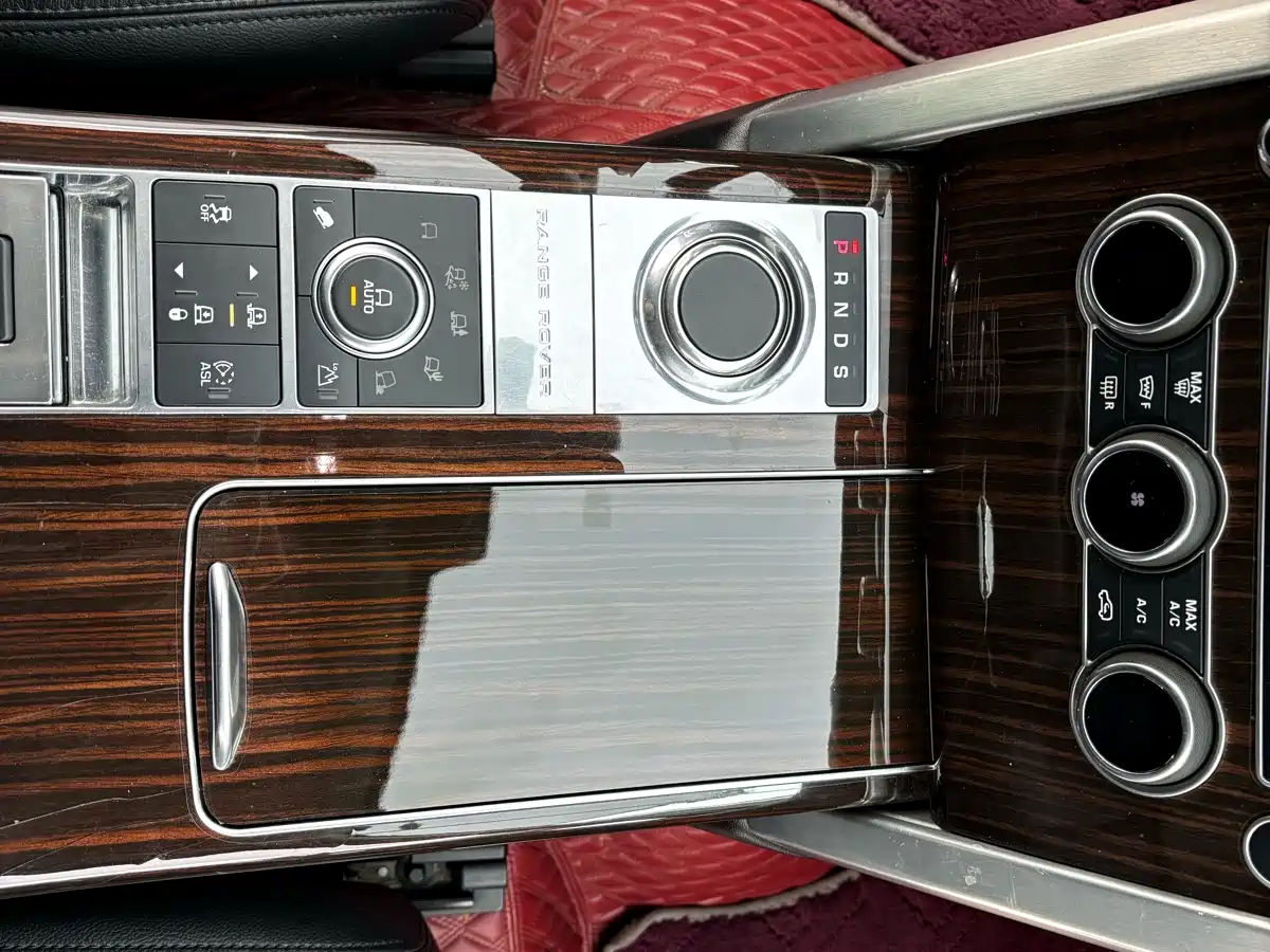Land Rover Range Rover 2016 3.0 SC V6 Vogue фото 18