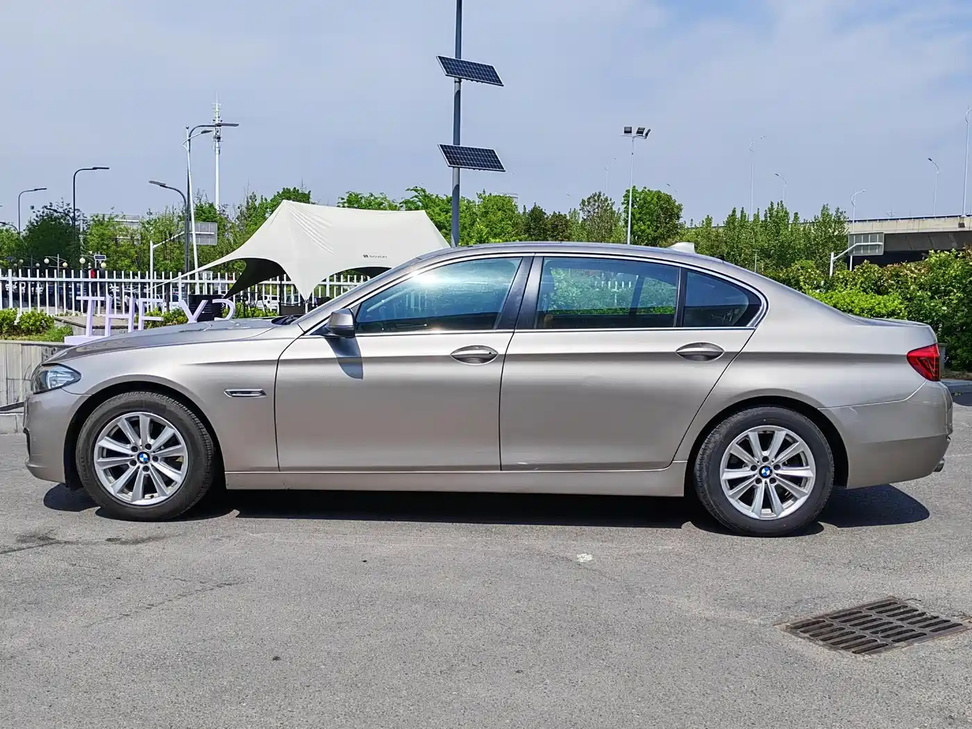BMW 5 Series 2014 520Li Elegance фото 8