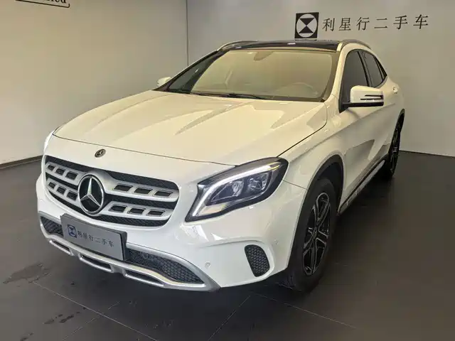  Mercedes-Benz Mercedes-Benz GLA 2018 GLA 200 Fashion