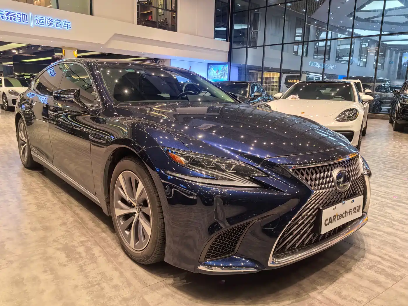 Lexus LS 2020 500h Excellence (China VI) фото 2