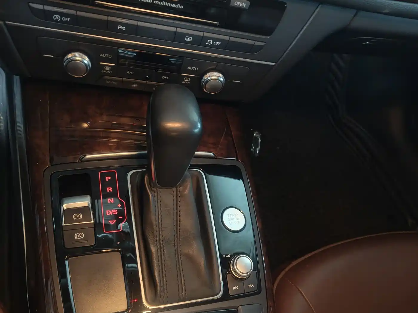Audi A6L 2017 30 FSI Comfort фото 12
