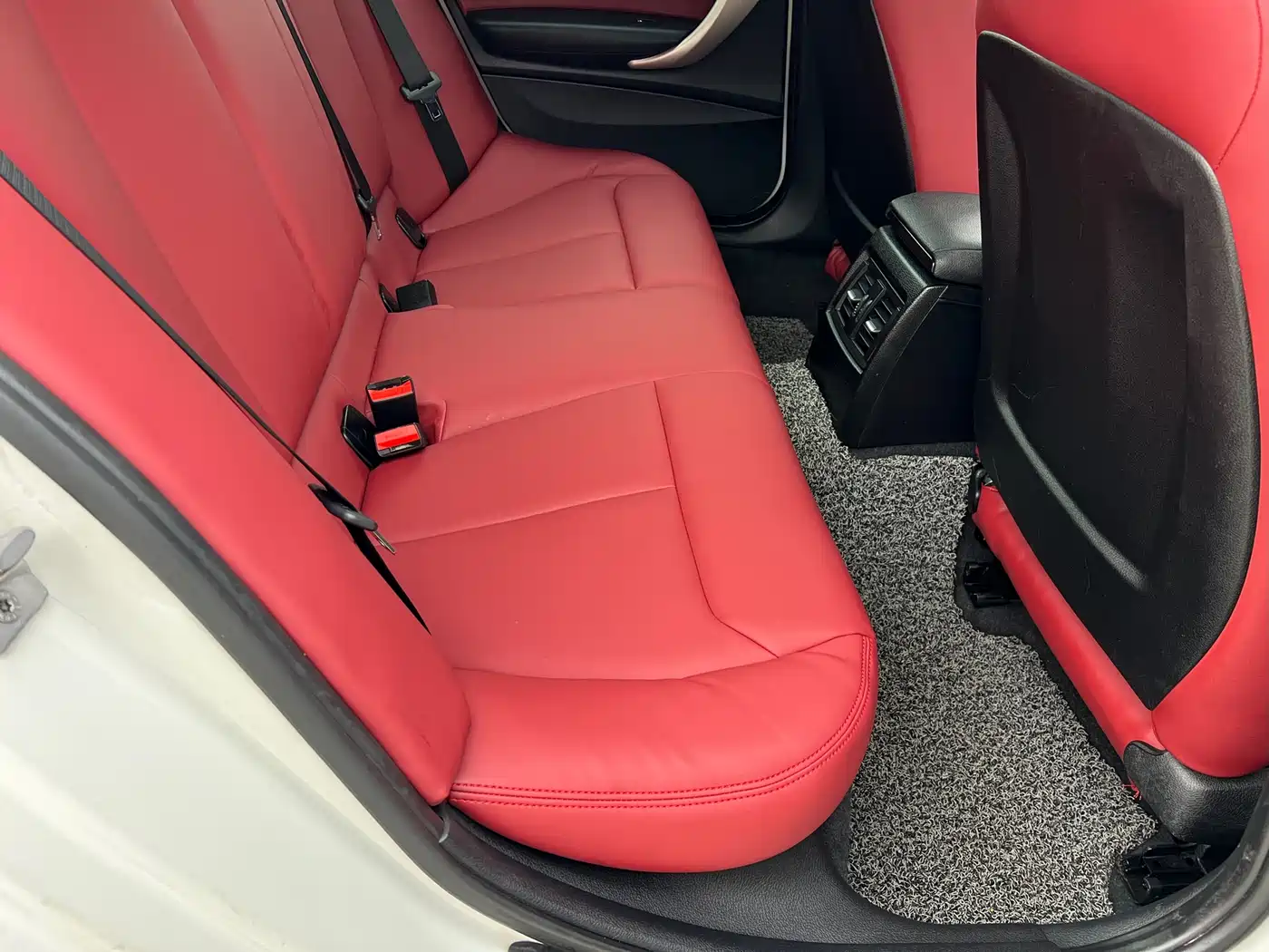 BMW 1 Series (Import) 2013 Facelift 118i Leading Model фото 11