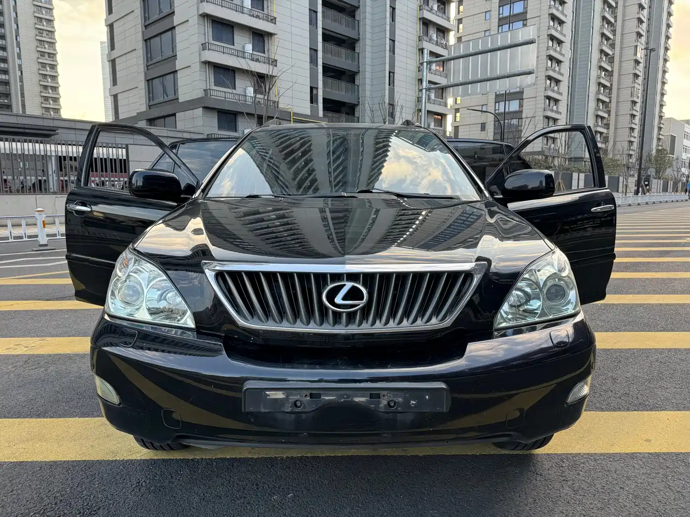 Lexus RX Classic 2006 350 фото 2