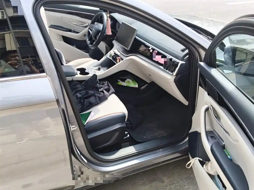 BYD Song PLUS PHEV 2024 Glory Edition DM-i 71km Luxury фото 20