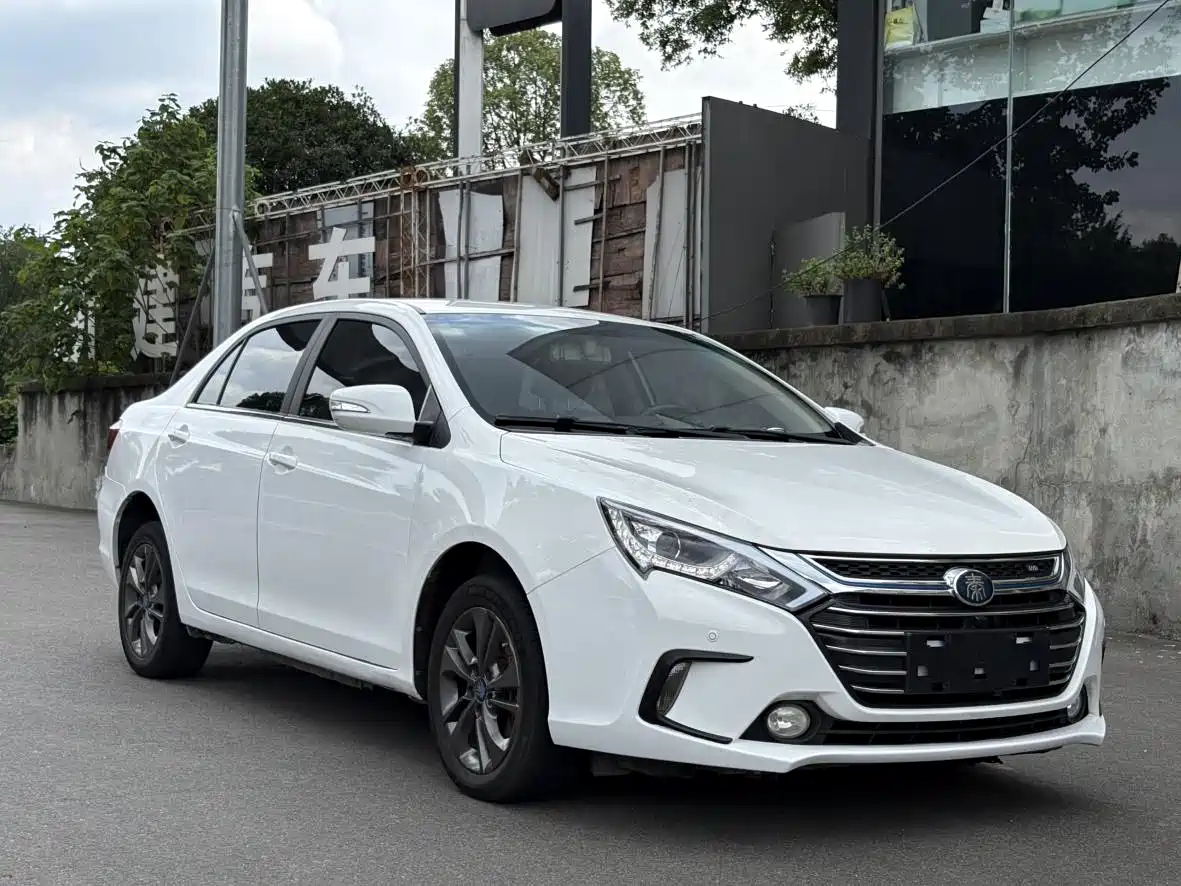 BYD Qin New Energy 2018 2017 1.5T Qin 100