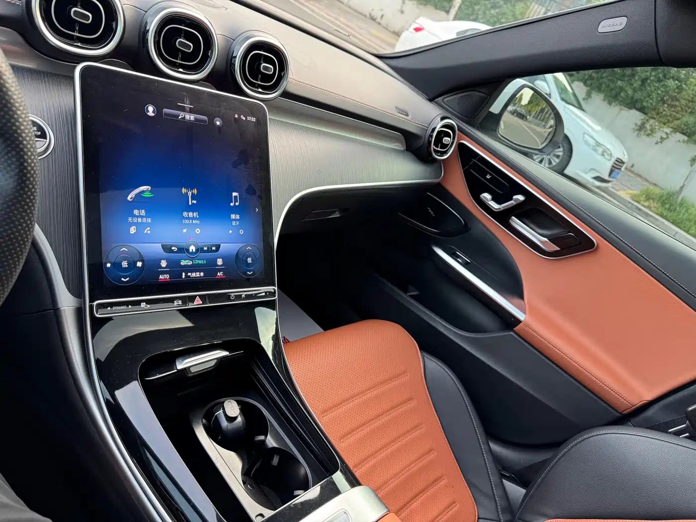 Mercedes-Benz C-Class 2022 C 200 L Sport Version фото 14
