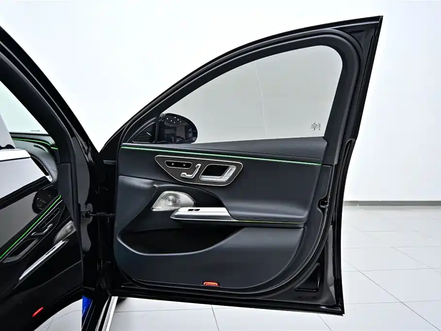 Mercedes-Benz E-Class 2025 Facelift E 300 L Premium фото 20