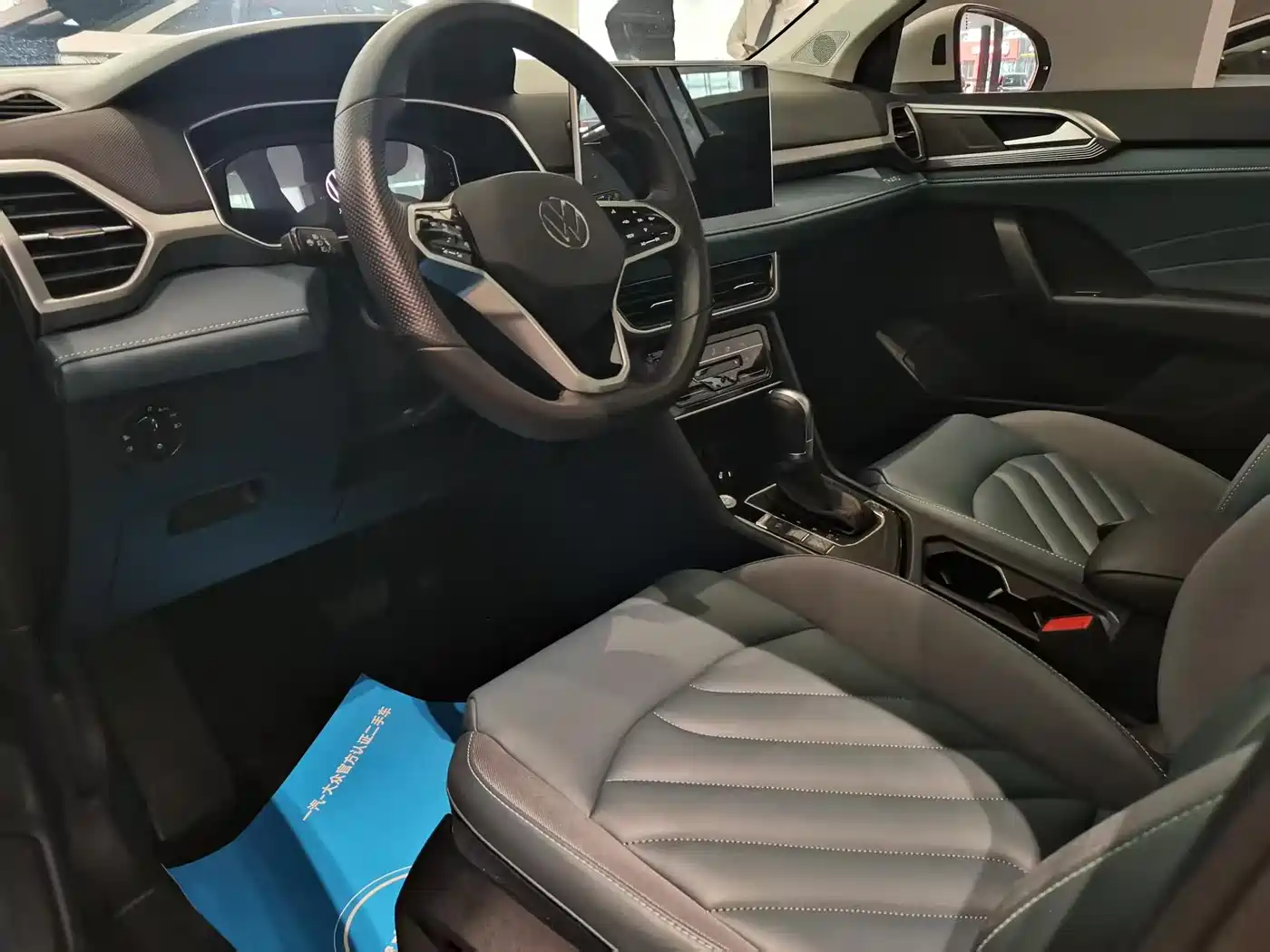 Volkswagen Tharu 2023 300TSI 2WD Full Moon Edition фото 11