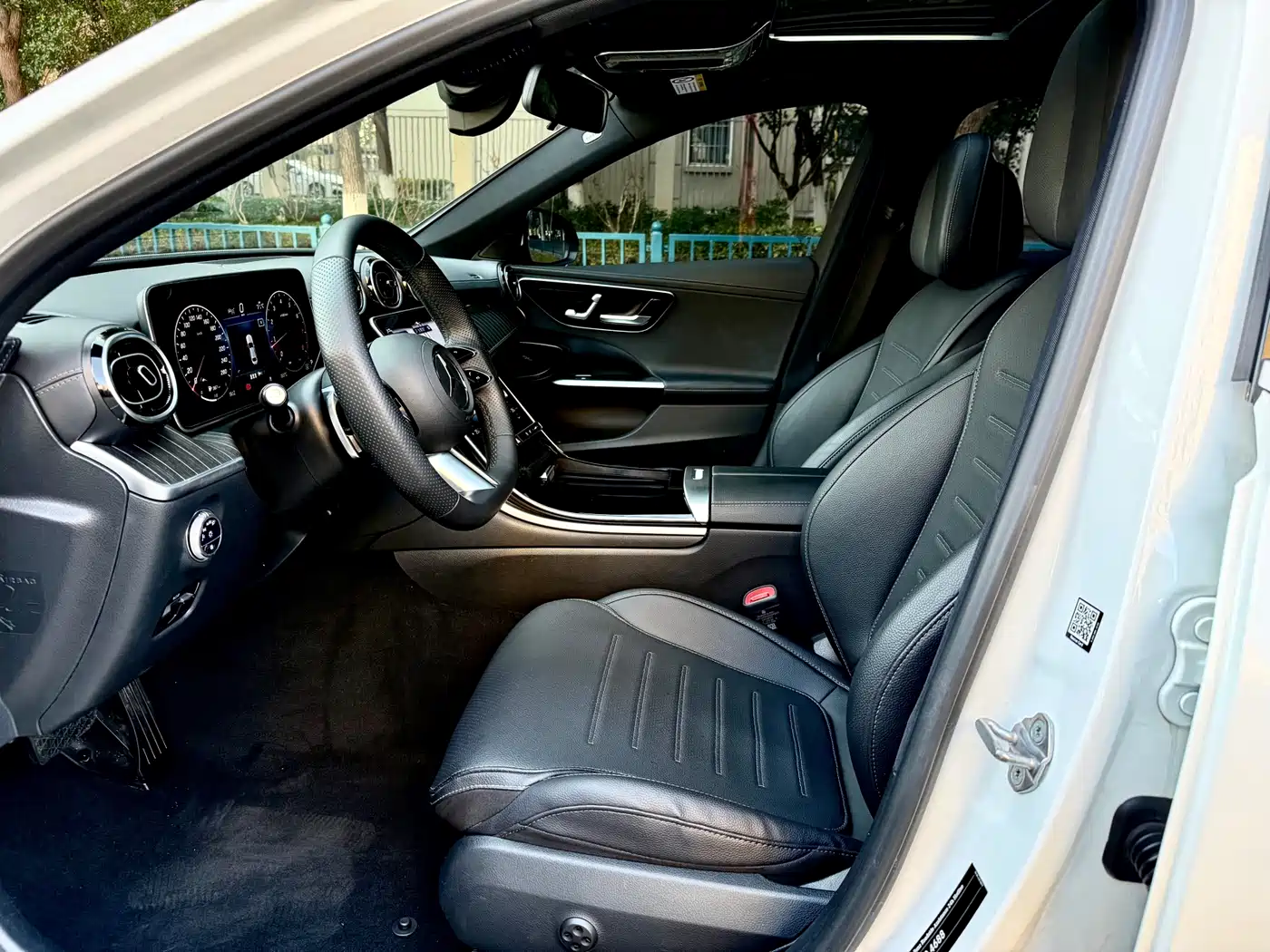 Mercedes-Benz C-Class 2023 Facelift C 200 L Sport Edition фото 3