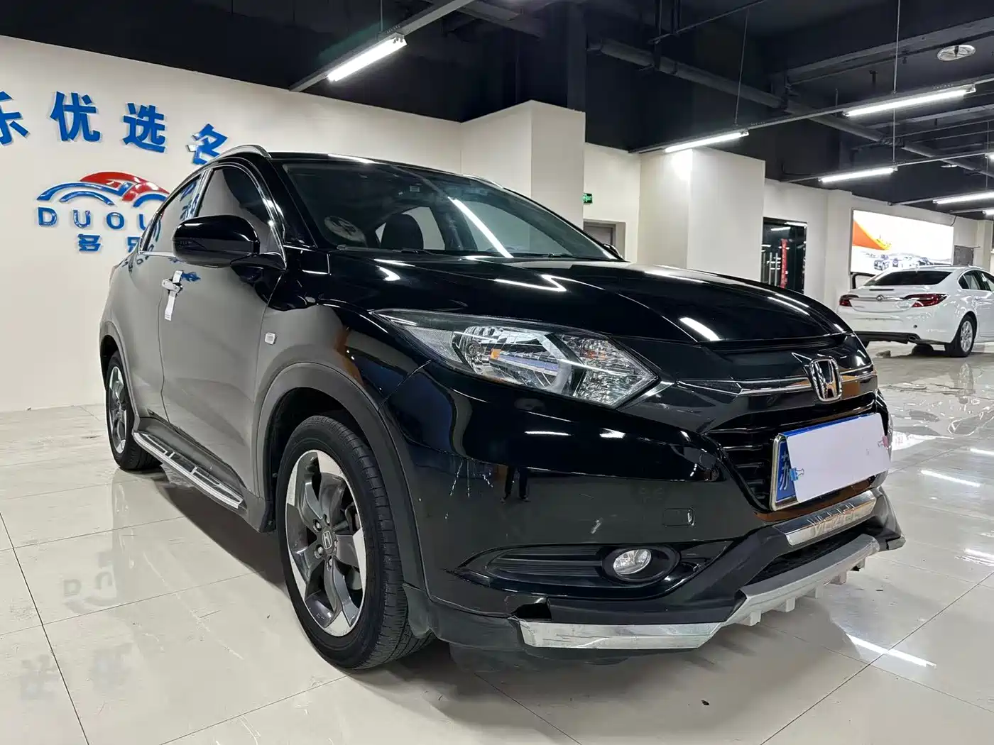 Honda Vezel 2016 2016 1.8L CVT 2WD Pioneer
