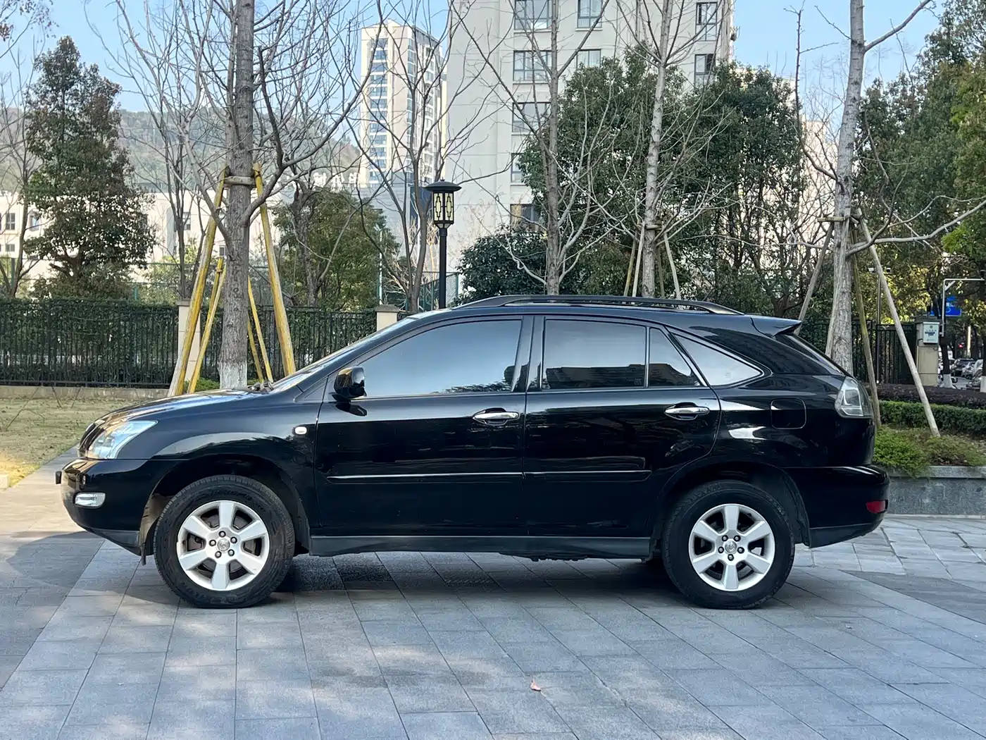 Lexus RX Classic 2009 Model 350 Luxury Edition фото 4