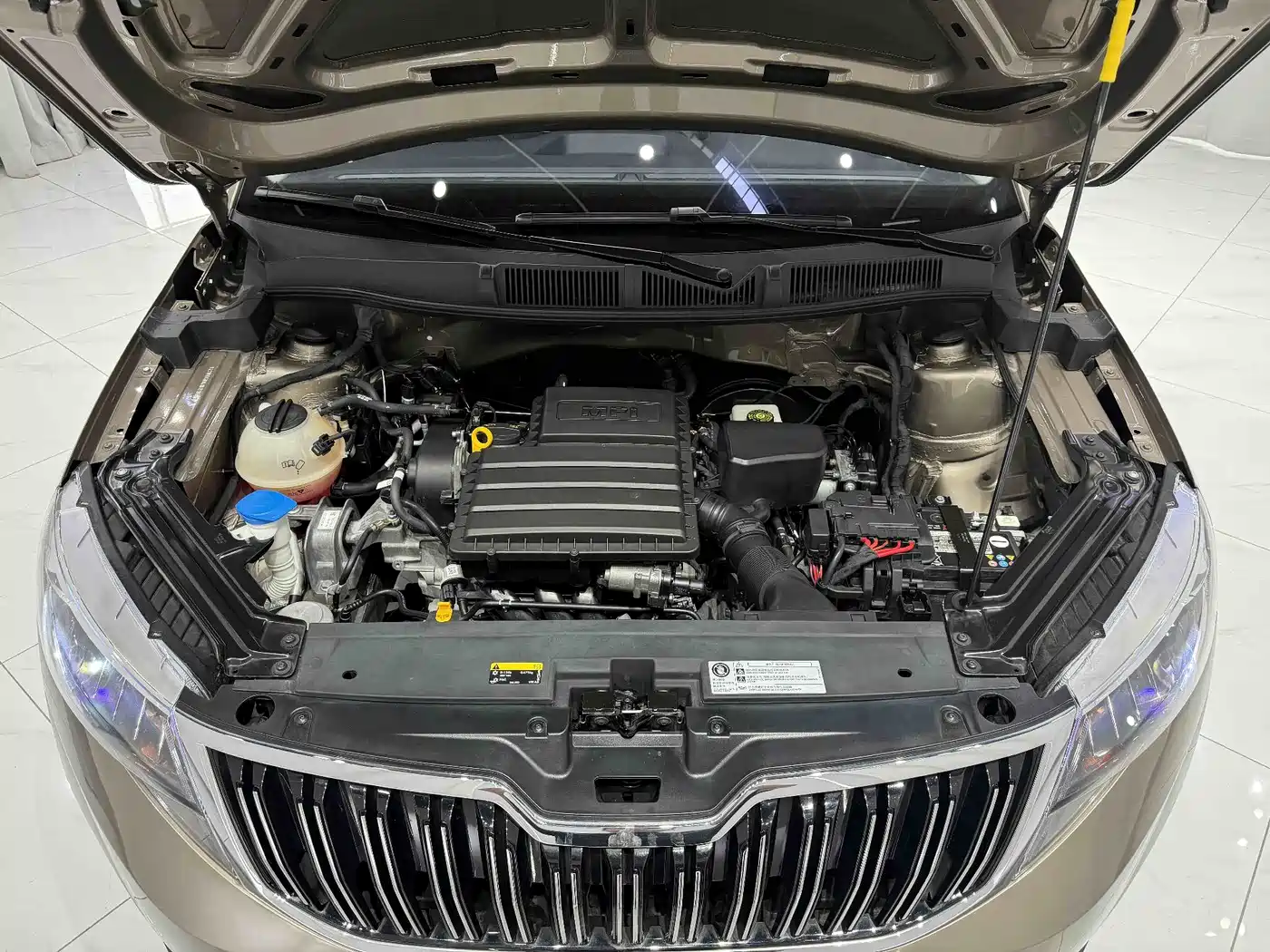 Škoda Kamiq 2022 1.5L Automatic Comfort Edition фото 9