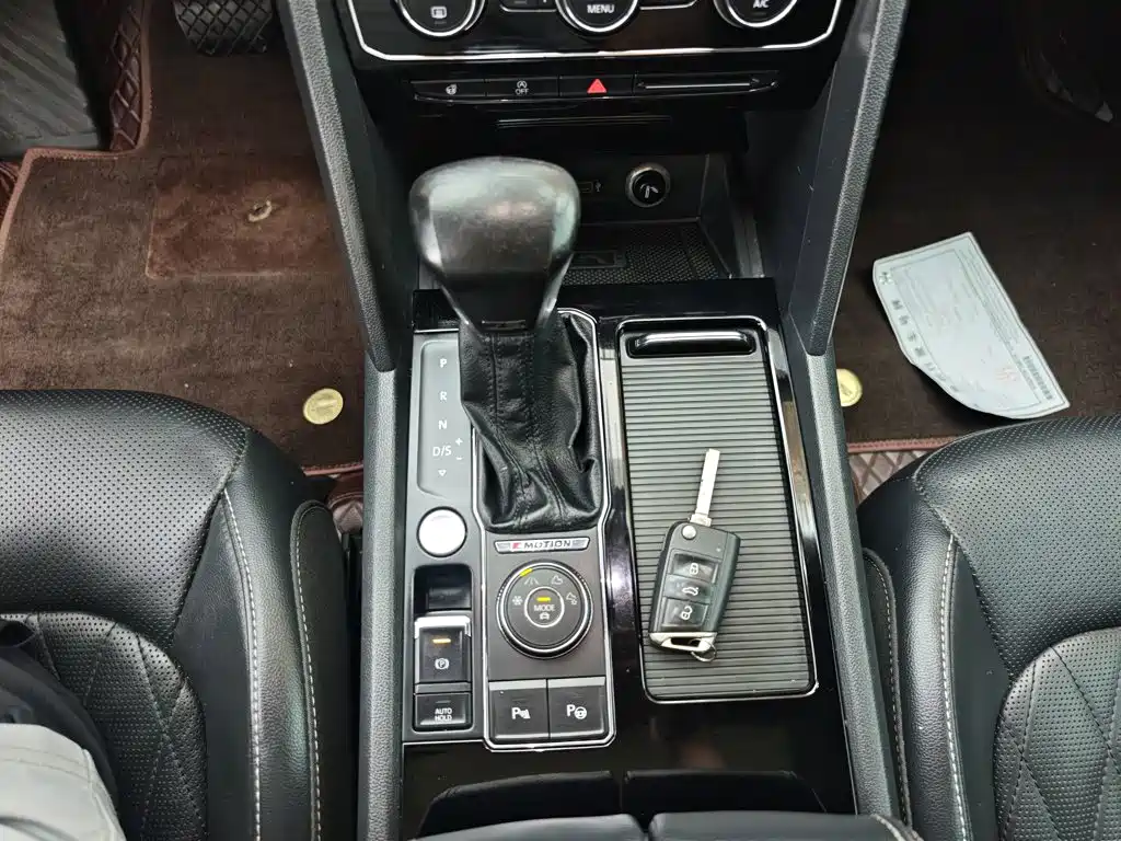 Photo 14 - Volkswagen Teramont