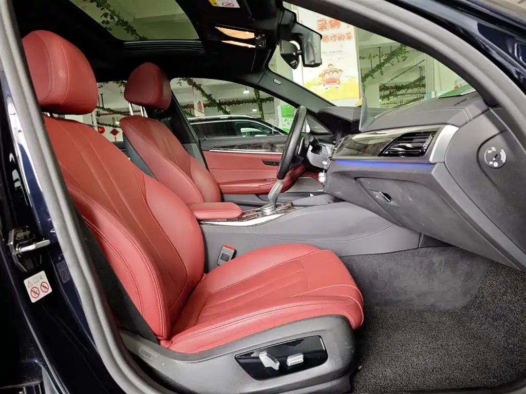 BMW 5 Series 2020 530Li Exclusive M Sport Package фото 28
